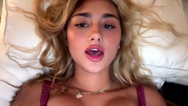 Full leaked Zoeycaldwellxo private onlyfans photo