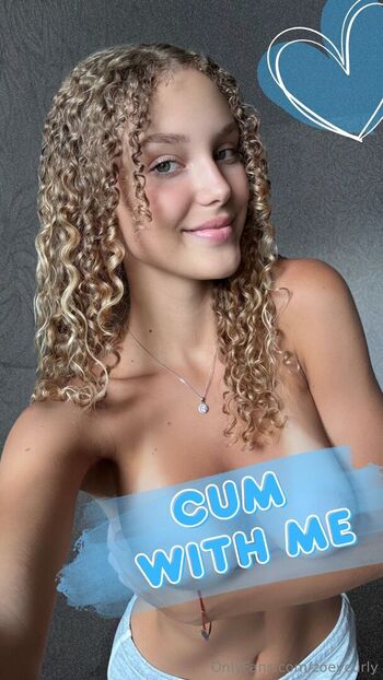 zoeycurly