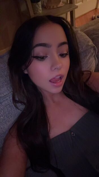 Full leaked Zoeyisovip private onlyfans photo