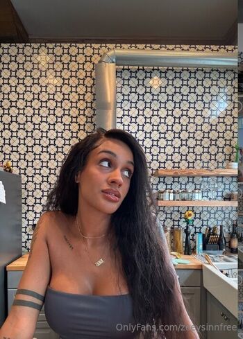 Full leaked Zoeysinnfree private onlyfans photo