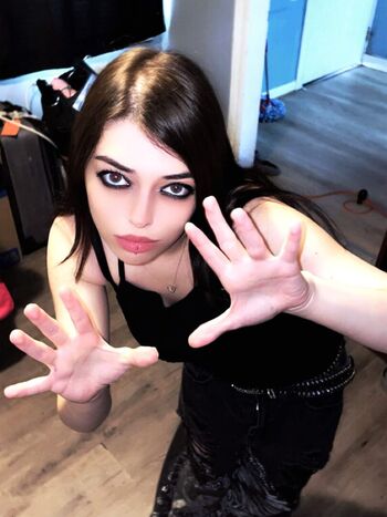 Full leaked Zombe tramp private onlyfans photo