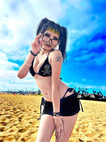 Full leaked Zombiie private onlyfans photo