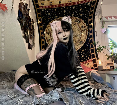 Full leaked Zottelcorn private onlyfans photo