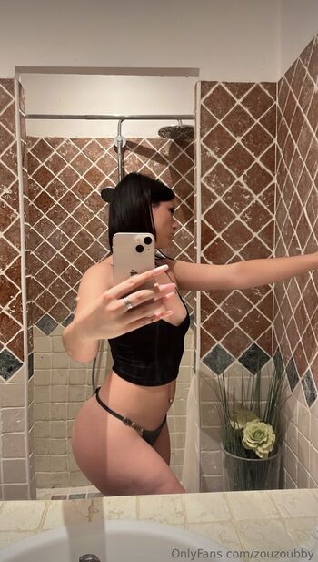 Full leaked Zouzoubby private onlyfans photo