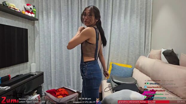 Full leaked Zumi page private onlyfans photo