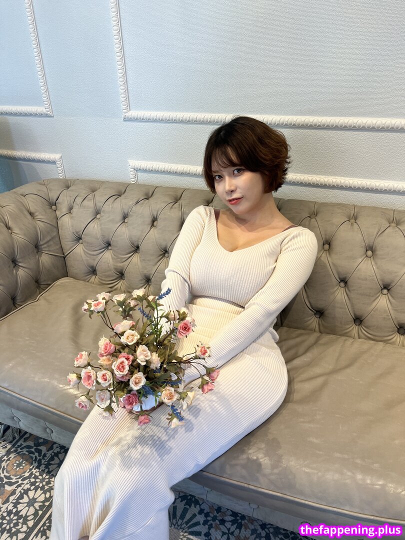 ZziZzi / zizzi_j / zzi_zzi._ / 찌찌 Naakte OnlyFans Foto #323