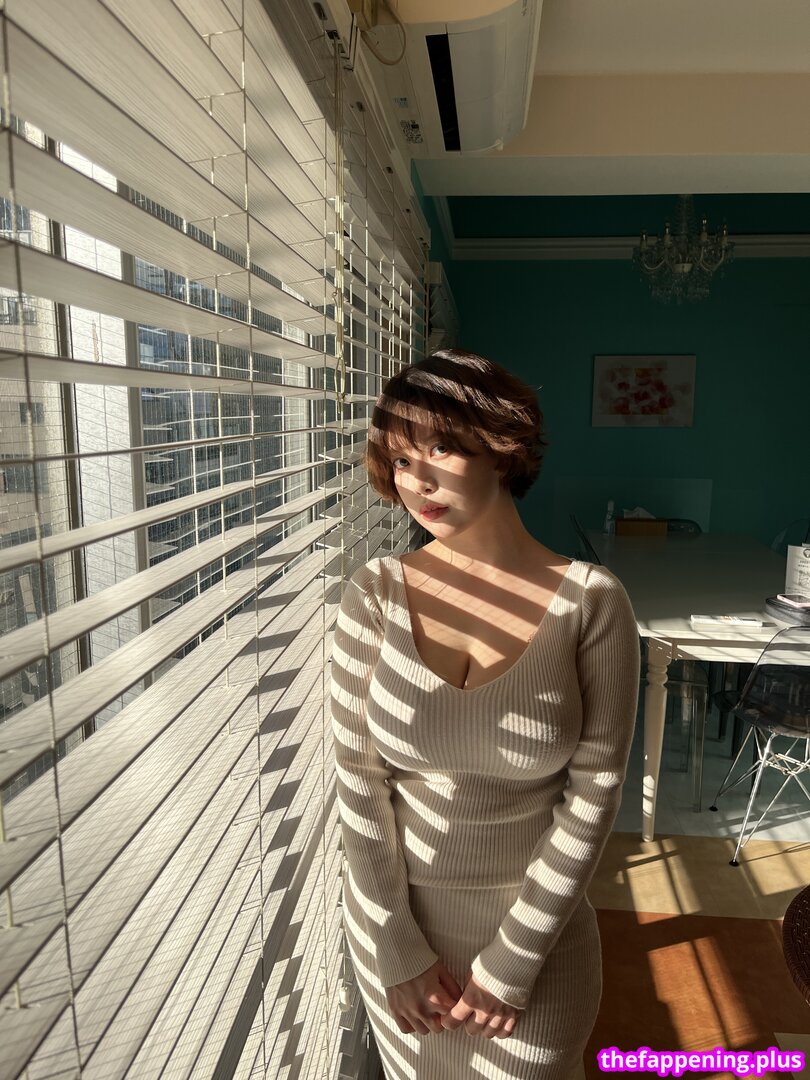 ZziZzi / zizzi_j / zzi_zzi._ / 찌찌 Photo OnlyFans Nu #333