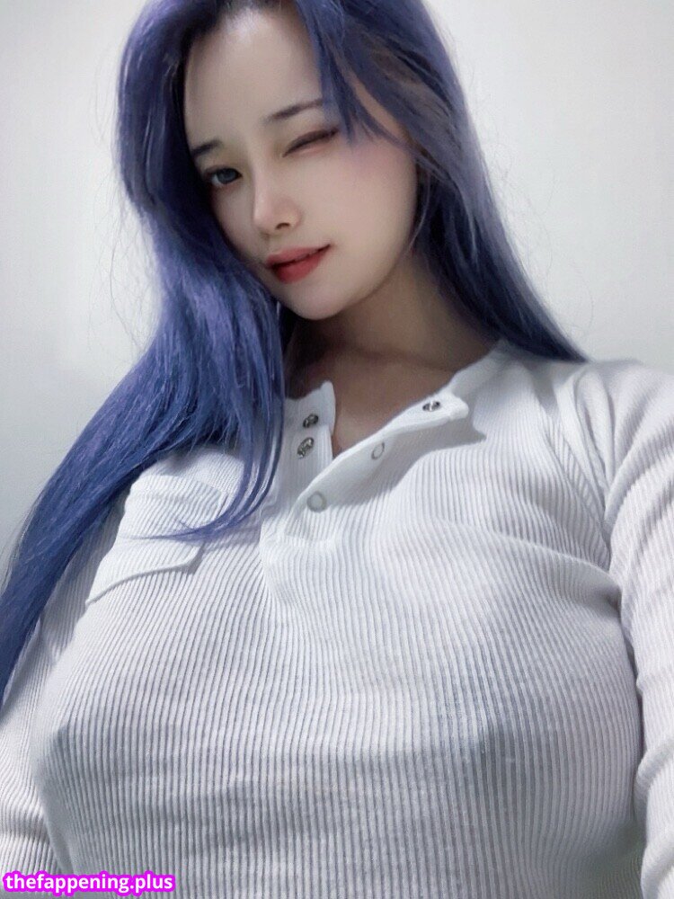 ZziZzi / zizzi_j / zzi_zzi._ / 찌찌 Nahá OnlyFans fotografie #382